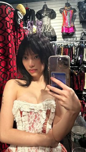 Yujin Nude Leaks OnlyFans Photo 30