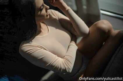 Yuli Castillo Nude Leaks OnlyFans Photo 42