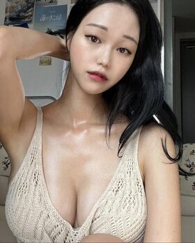 Yuyuhwa Nude Leaks OnlyFans Photo 88