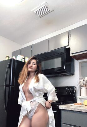 Zo Kitchen Nude Leaks OnlyFans Photo 5
