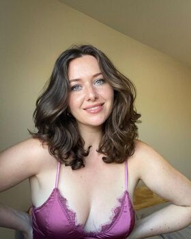 Zoe Bishop Nude Leaks OnlyFans Photo 47
