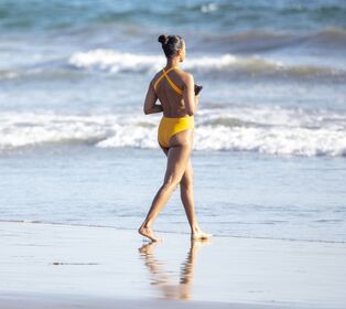 Zoe Saldana Nude Leaks OnlyFans Photo 33